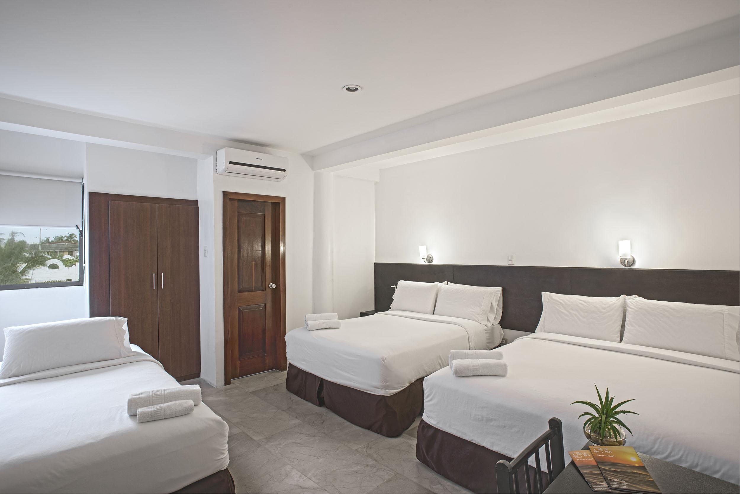 Hotel La Ria Playas Eksteriør billede