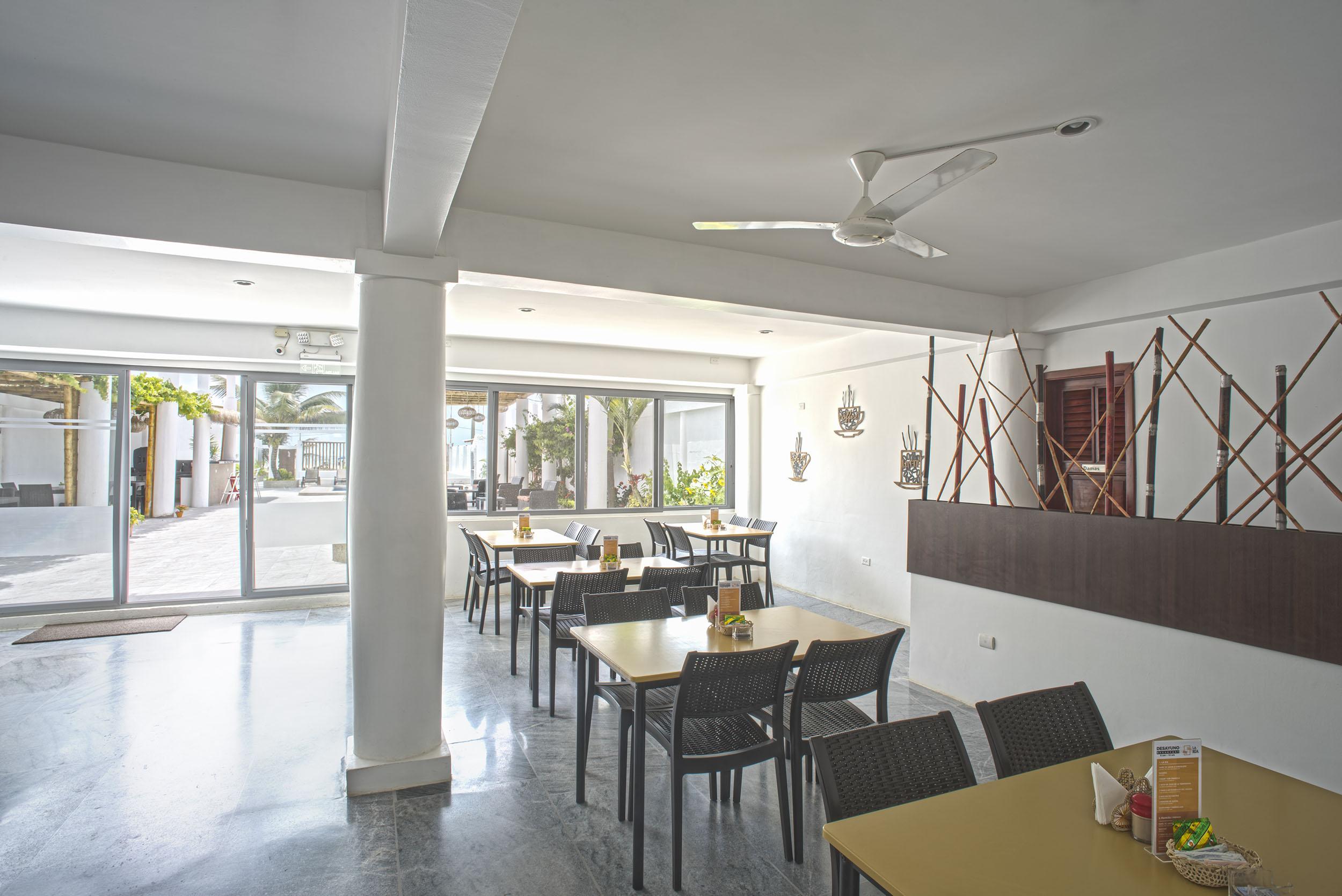 Hotel La Ria Playas Eksteriør billede